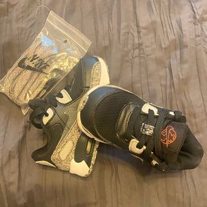 Toddler Size 7 Nike Air Max